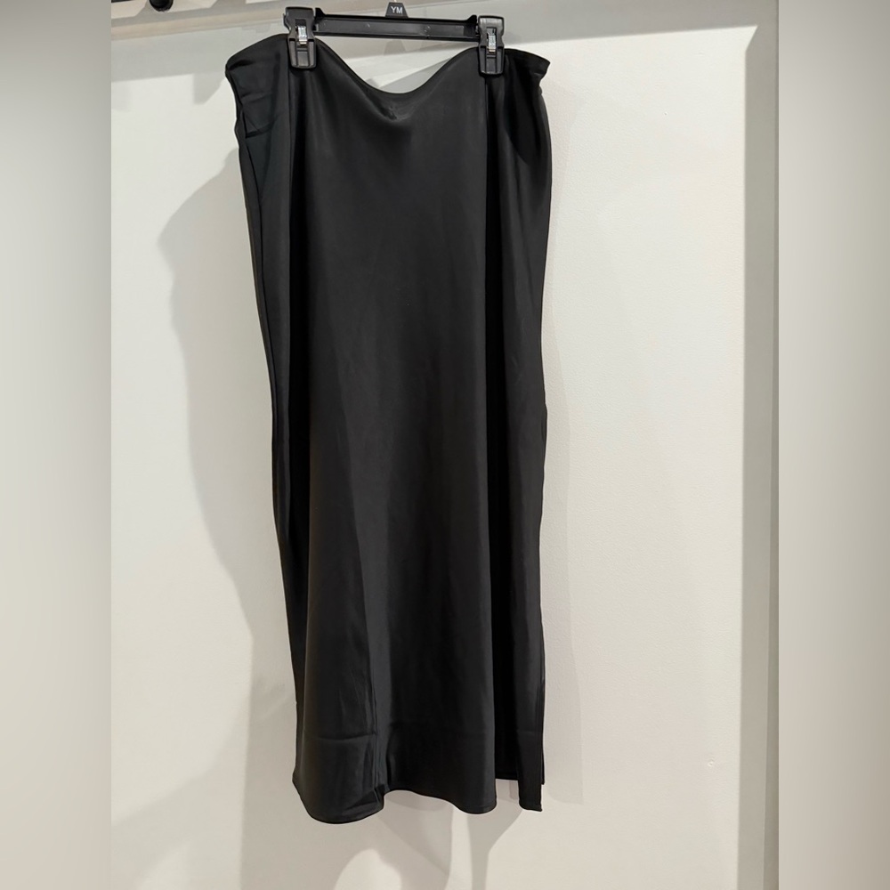 NWT Old Navy Satin Midi Skirt